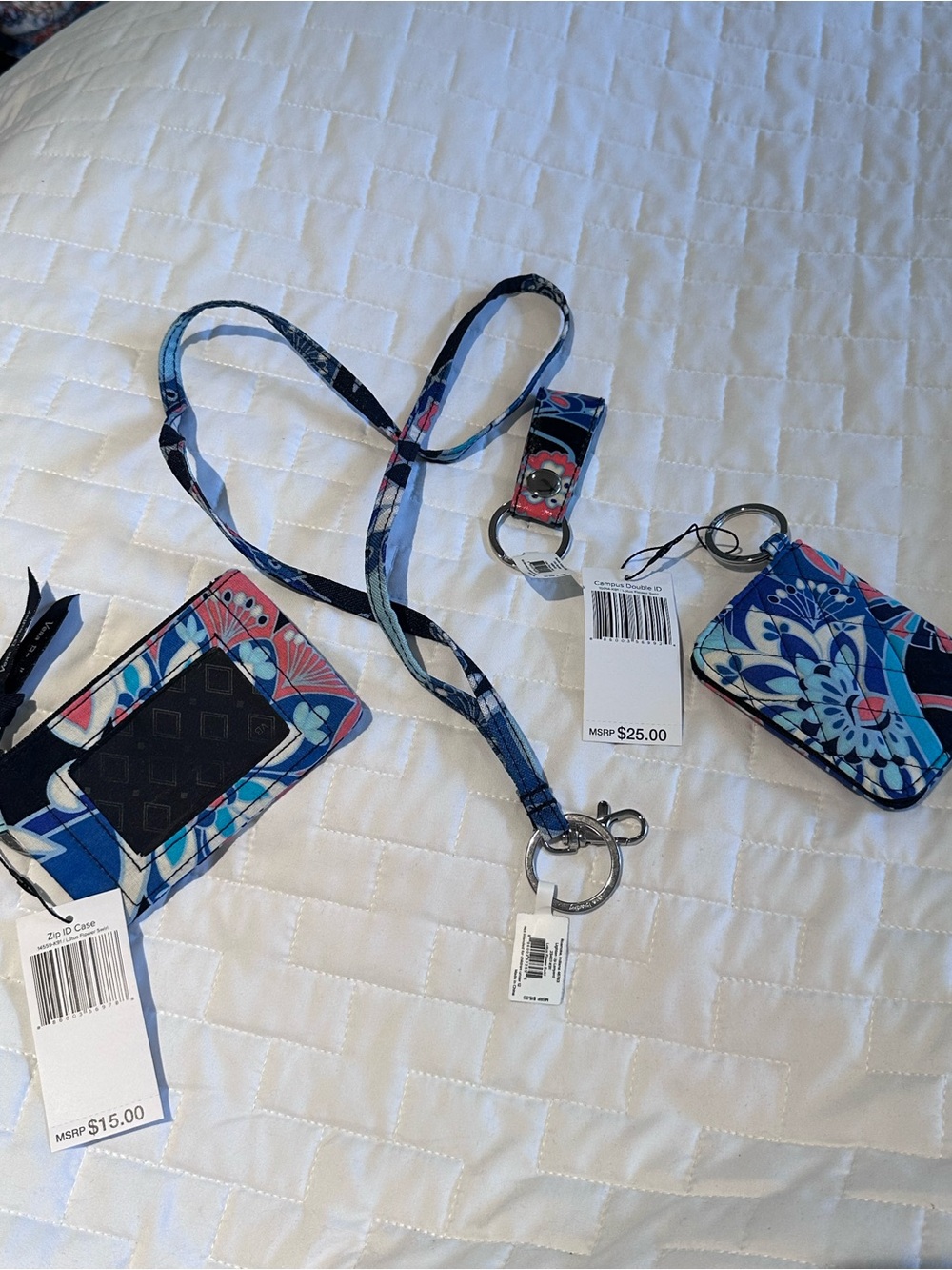 VERA BRADLEY 4 piece Lotus Flower Swirl Lanyard, Key Fob, Key Chain, Wallet NEW